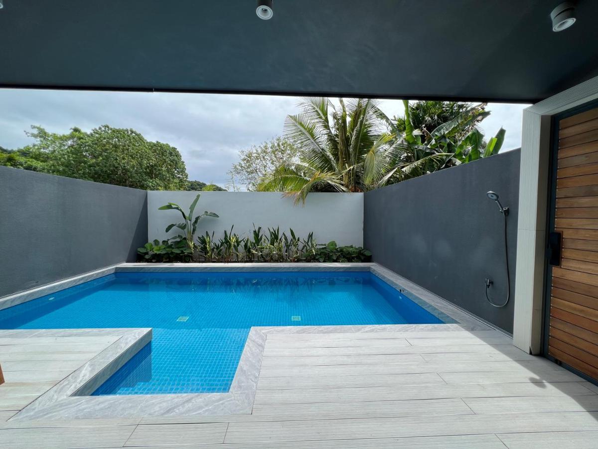 Looma Private Pool Villas Pantai Cenang  Exteriér fotografie